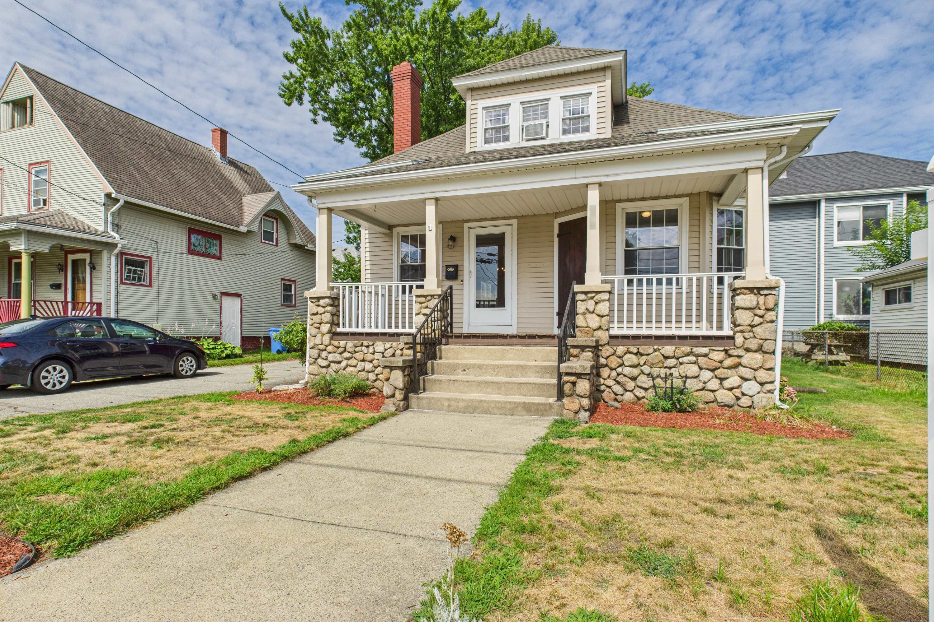 575 Pontiac Avenue