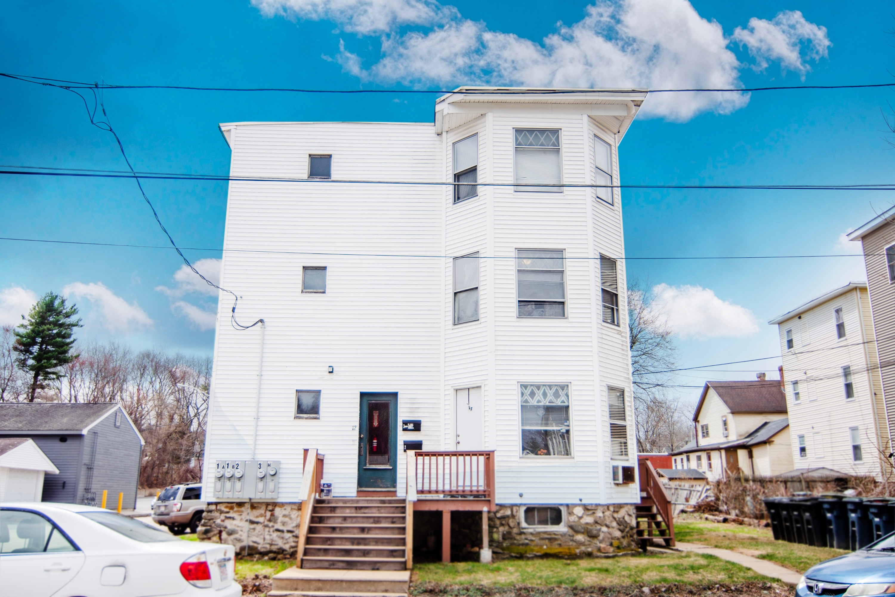 Property main image