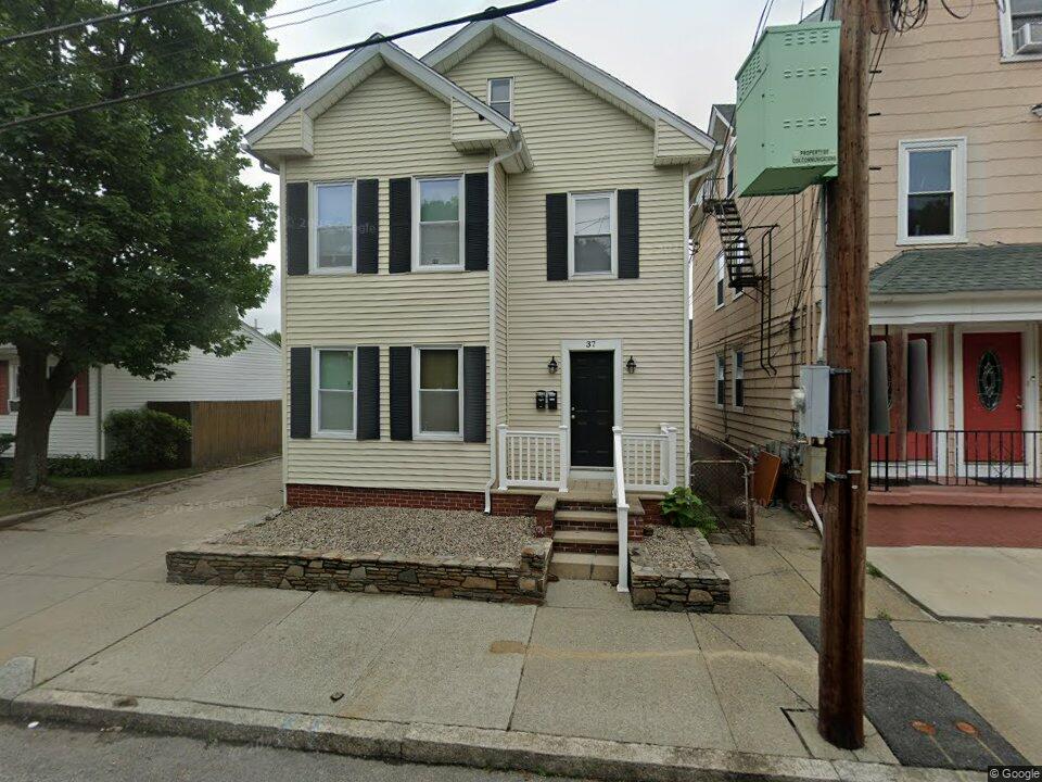 37 Harris Ave Unit 2