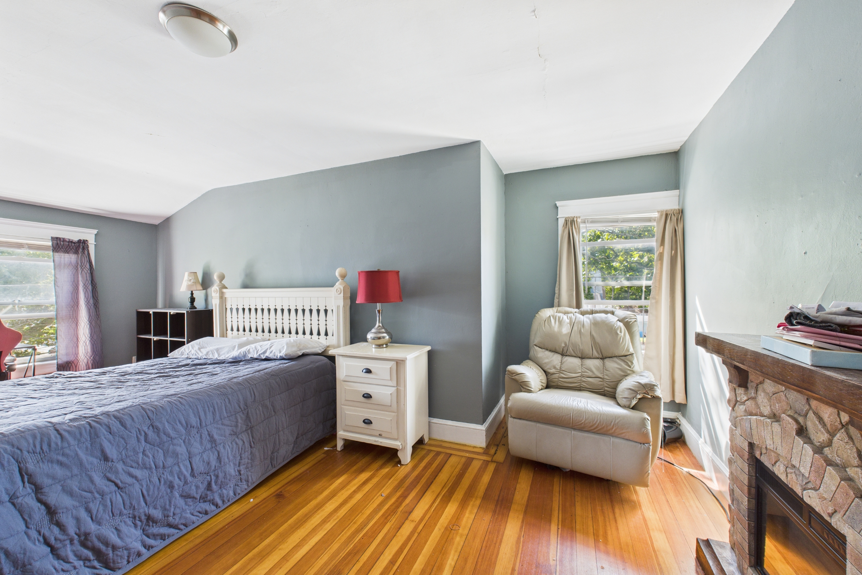 Property thumbnail image